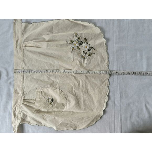 Handmade Kitchen Apron, Cream Colored, Embroidered, Pocket, Tie, Flowers, - Picture 4 of 8
